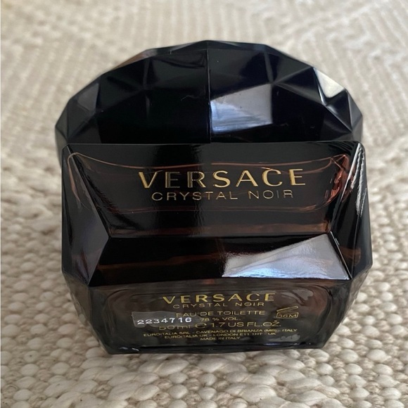 Versace Women's Perfume - Picture 4 of 4